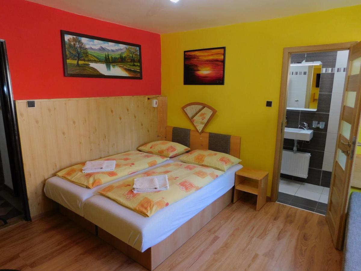 Pod Dubom Apartment ลิฟตอฟสกีมิคูลาช ภายนอก รูปภาพ