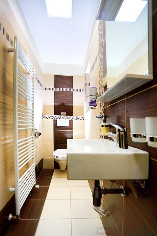 Pod Dubom Apartment ลิฟตอฟสกีมิคูลาช ภายนอก รูปภาพ