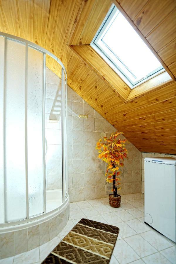 Pod Dubom Apartment ลิฟตอฟสกีมิคูลาช ห้อง รูปภาพ
